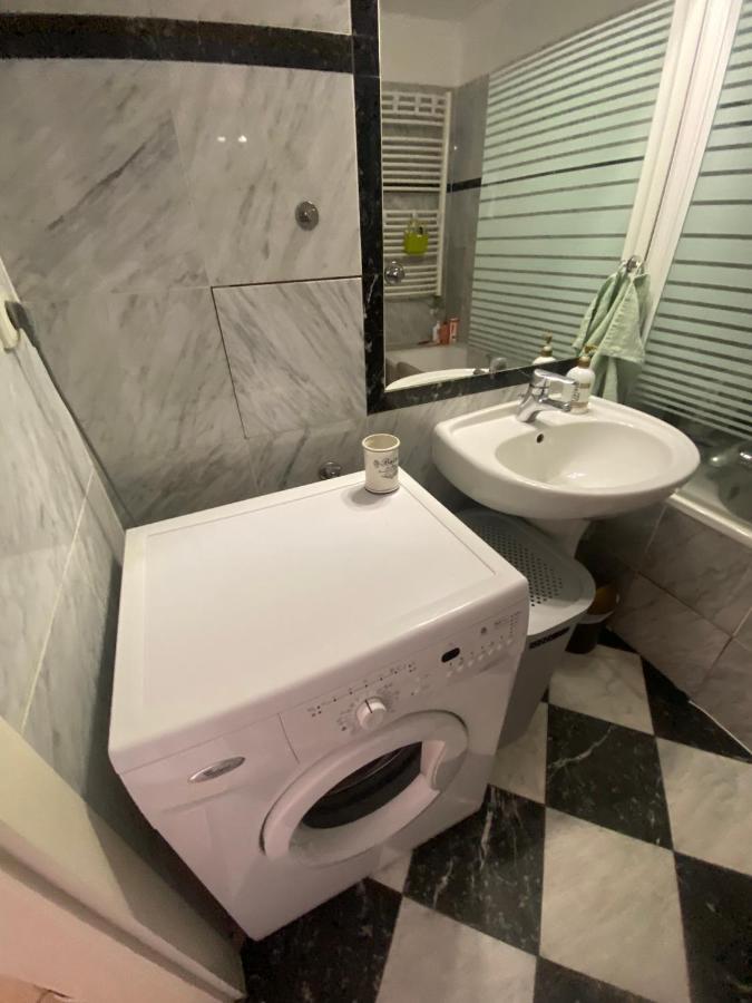 Fantastic Apartment In The City Center Πράγα Εξωτερικό φωτογραφία