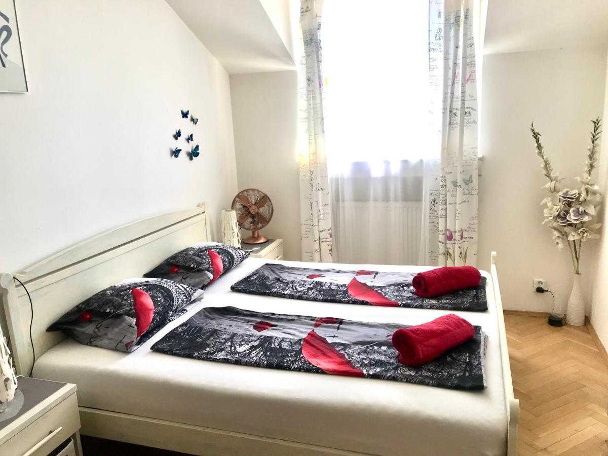 Fantastic Apartment In The City Center Πράγα Εξωτερικό φωτογραφία